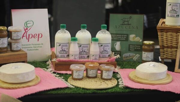 Azucena Agropecuaria produce quesos, dulce de leche, yogures y hasta helados, hechos con leche de cabra