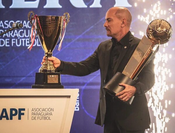 Olimpia: monitoreo del presidente desde Qatar - Fútbol - ABC Color