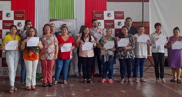Mujeres con pertenencia comunitaria recibieron reconocimiento a su labor social