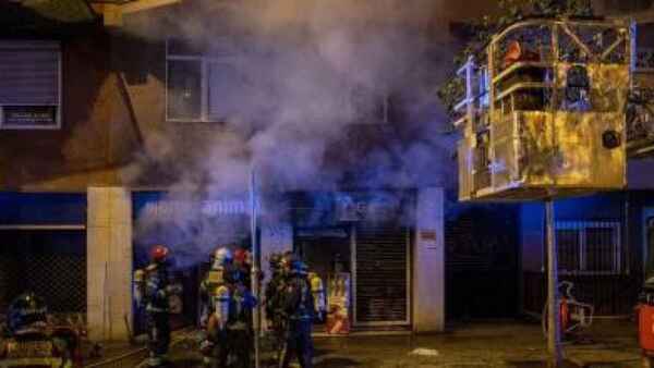 Francia: incendio en edificio deja al menos 10 muertos | 1000 Noticias