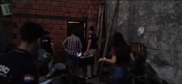 Mató a puñaladas a su concubina y se suicidó