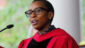Diario HOY | Con la discrminación positiva en debate, Harvard elige a una presidenta negra