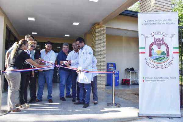 SE REALIZÓ LA INAUGURACIÓN DE OBRAS EJECUTADAS EN EL HOSPITAL DISTRITAL DE CNEL. BOGADO POR LA GOBERNACIÓN