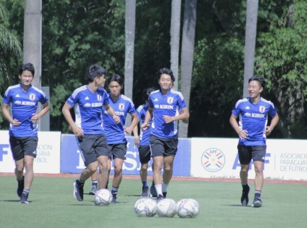 Japón se prepara para enfrentar a Paraguay - APF