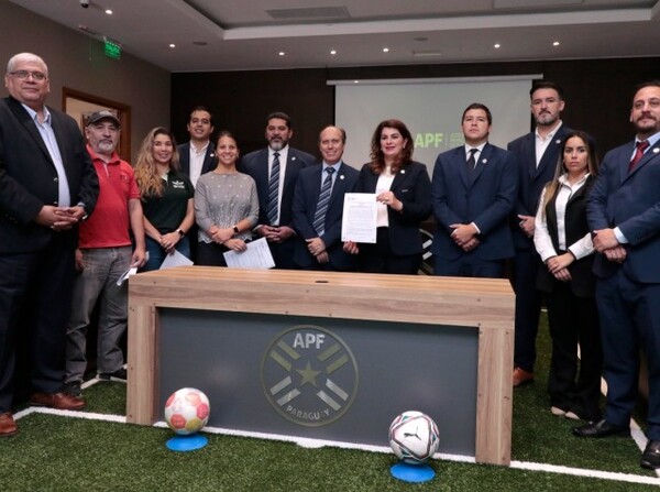 Recepción y apertura de sobres para la construcción del CARDIF - Ad Referéndum - APF