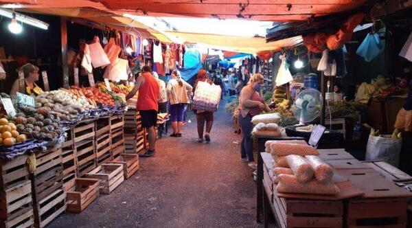 Mercado 4 se prepara para recibir a miles de compristas en la previa a las fiestas – Prensa 5