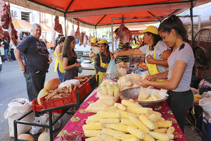 Cierre exitoso de feria "De la colonia a tu mesa" con productores de tres departamentos - .::Agencia IP::.