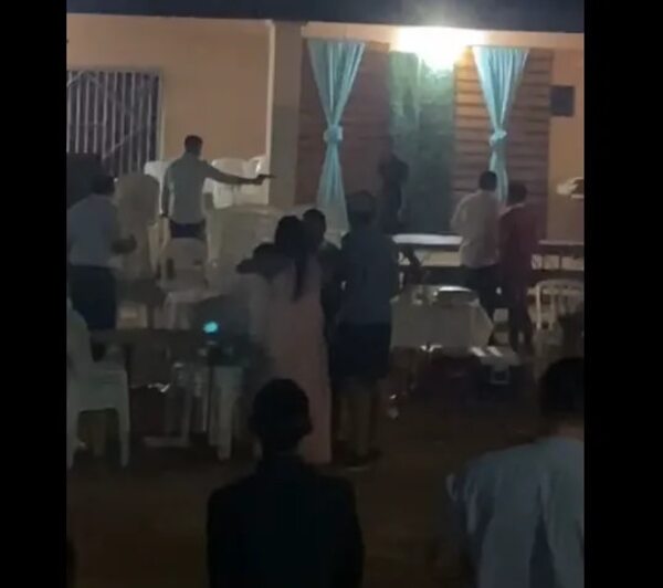 General Artigas: disparos y toma de rehén en fiesta de colación - Policiales - ABC Color