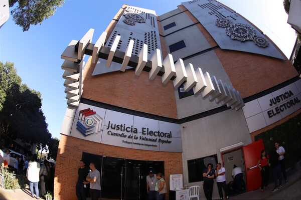 Envían máquinas a Central y se llega al 90% del despliegue logístico para el domingo - .::Agencia IP::.