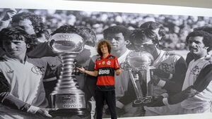 David Luiz renueva con Flamengo hasta diciembre de 2023