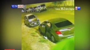 Robacoches en acción en Lambaré - Paraguaype.com
