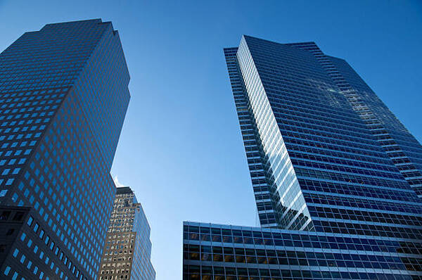 Goldman Sachs planea despedir a unos 4.000 empleados, un 8% de su plantilla - Revista PLUS
