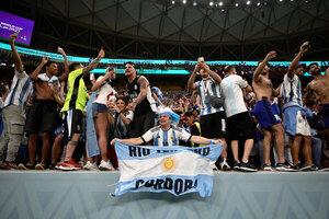 Los hinchas argentinos en Doha protestan por las entradas para la final del Mundial