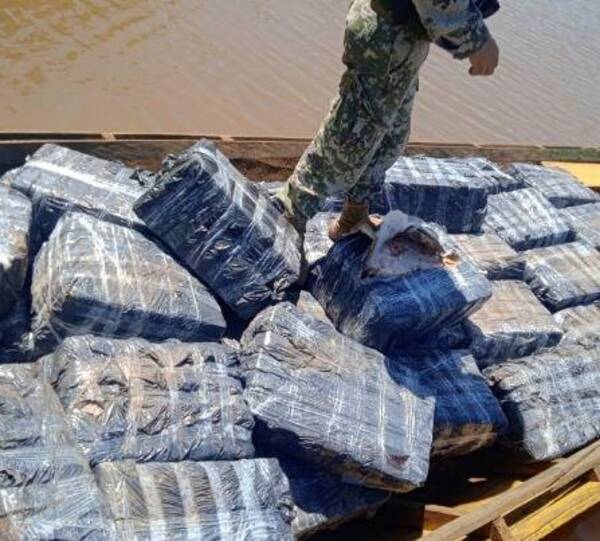 Unos mil kilos de pollo que estaban entrando ka'ipe fueron incautados