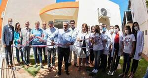 La Nación / Inauguran primer centro de la fibrosis quística