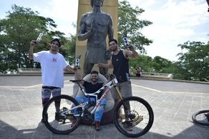 Ciclismo: Downhill Cacique, con campeones - Polideportivo - ABC Color