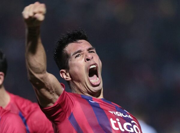 El emotivo mensaje de Julio Dos Santos al 'Topo' por su retiro