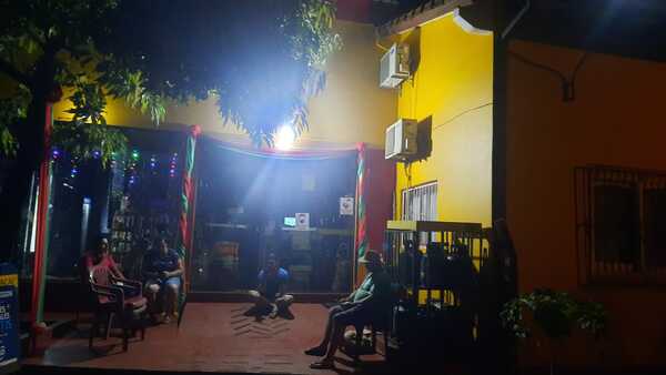 ASALTANTES ROBARON EN LOCAL COMERCIAL DE NATALIO