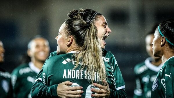 FIFA anuncia dos nuevos torneos en fútbol femenino