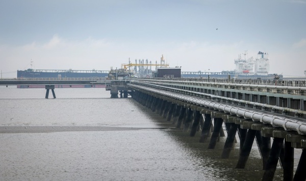Alemania inaugura su primera terminal de gas natural licuado | 1000 Noticias