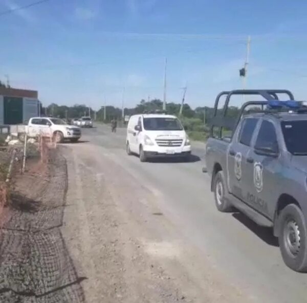Bajo fuerte dispositivo de seguridad trasladan a Asunción drogas incautadas en Pilar - Policiales - ABC Color