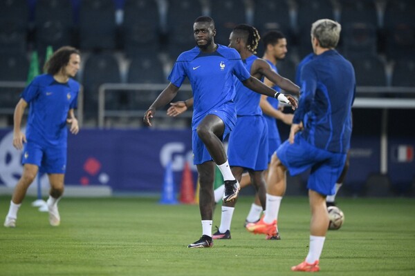 Diario HOY | Francia, sin bajas en último entreno antes de la final