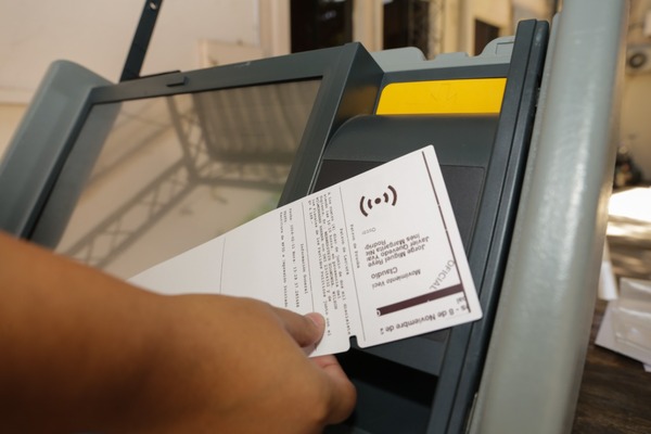 Más de 4.800.000 electores están habilitados para votar en las internas de este domingo - trece