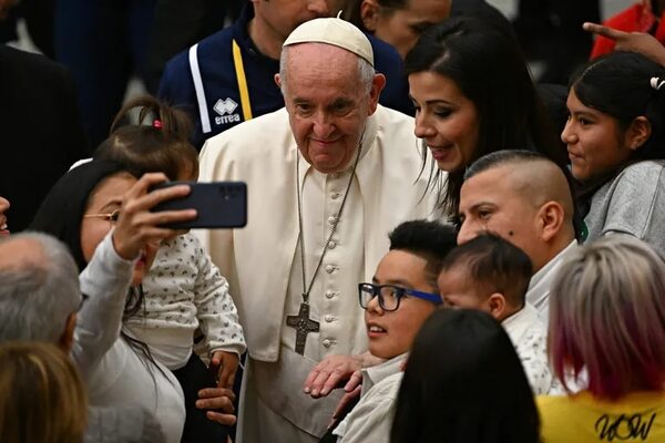 El papa: “Ya he firmado mi renuncia” en caso de impedimento médico - Mundo - ABC Color