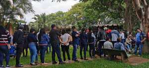 Demora en votación causa enojo e indignación en electores