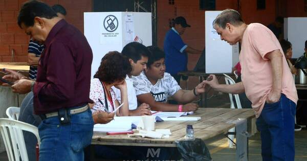 La Nación / Presidencia de la ANR: se agranda la ventaja de “Albirroja 2010″ con 18,1 puntos de diferencia