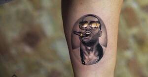 Diario HOY | Estudio británico ayuda a exfans de Kanye West a quitarse sus tatuajes
