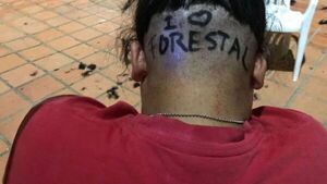 Bombera dijo que fue rapada y humillada por superiores