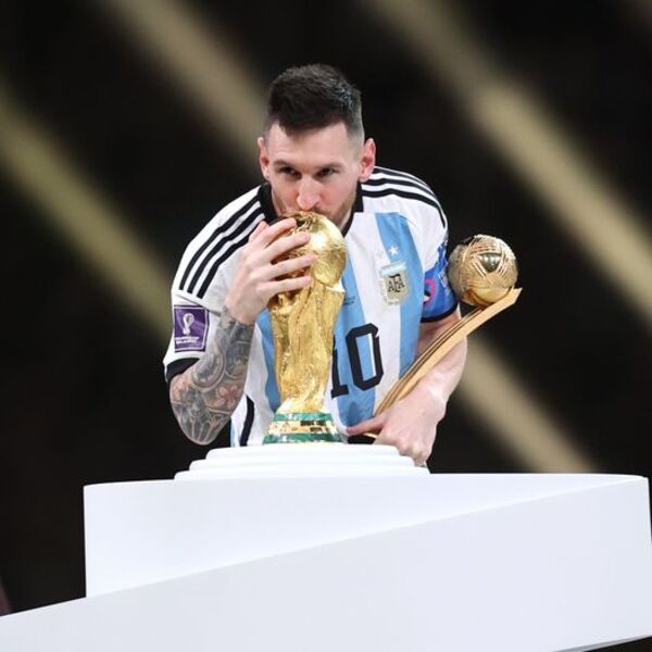 Messi es balón de oro y Mbappé goleador