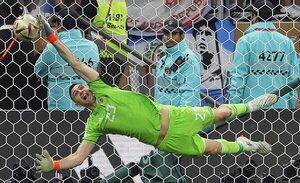 Dibu Martínez: “Era el destino sufrir” - Mundial Qatar 2022 - ABC Color