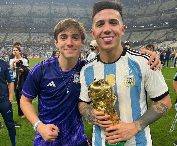 El histórico jugador de la Albirroja que festejó con los campeones del mundo