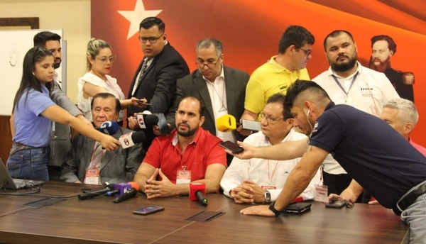 ANR reporta 45% de participación electoral