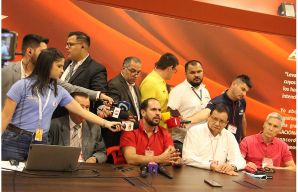 ANR ocalculá que hubo un 45% de participación