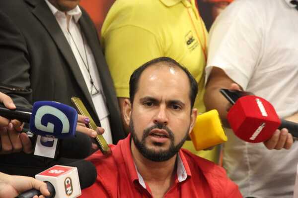 Internas ANR: participación alcanzaría el 45 %. Tras el cierre, locales siguen repletos - ADN Digital