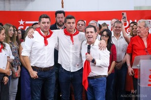 Diario HOY | Cartes y Santi llaman a la unidad colorada tras victoria: “Hoy todos somos 1”