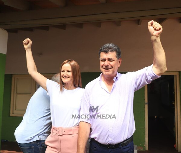 Diario HOY | Efraín Alegre y Sole Núñez representarán a la Concertación en las presidenciales