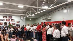 Santiago Peña: 'Desde hoy todos somos lista 1'