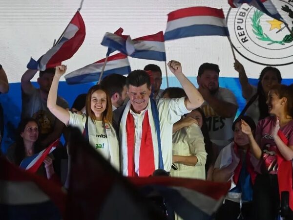 Efraín Alegre: “Voy a ser el próximo Presidente de la República; vamos a ser felices en el Paraguay” - Política - ABC Color