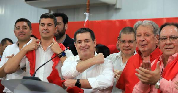 La Nación / Con 45,8% de participación colorada, Cartes ganó presidencia de ANR