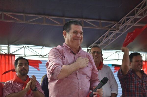Cartes gana la revancha y se queda con la titularidad de la ANR