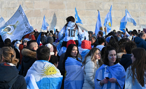 Argentina espera recibir a Messi y sus otros héroes campeones del mundo