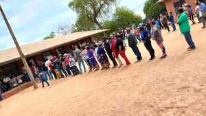 Demoras excesivas y otros inconvenientes, quejas de la jornada electoral | 1000 Noticias