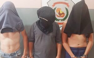 Detienen a tres jóvenes barrachos tras una persecución policial – Diario TNPRESS