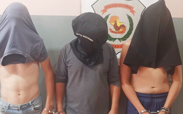 Detienen a tres jóvenes barrachos tras una persecución policial – Diario TNPRESS