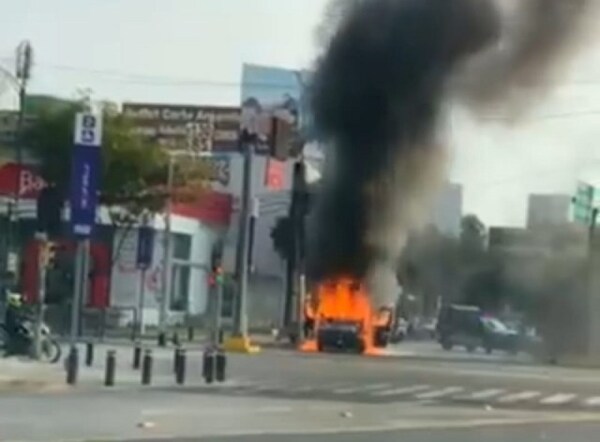Se registra incendio en deposito de Kube en Asunción