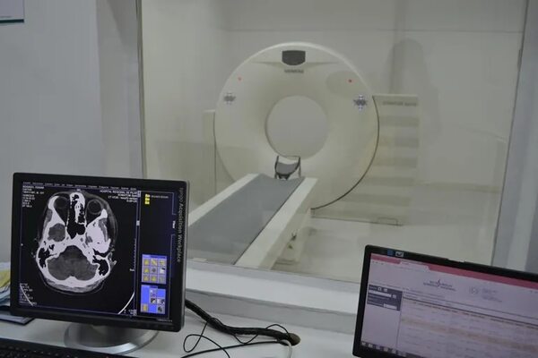 Sin tomógrafo en hospitales de referencia, denuncian pacientes oncológicos - Nacionales - ABC Color
